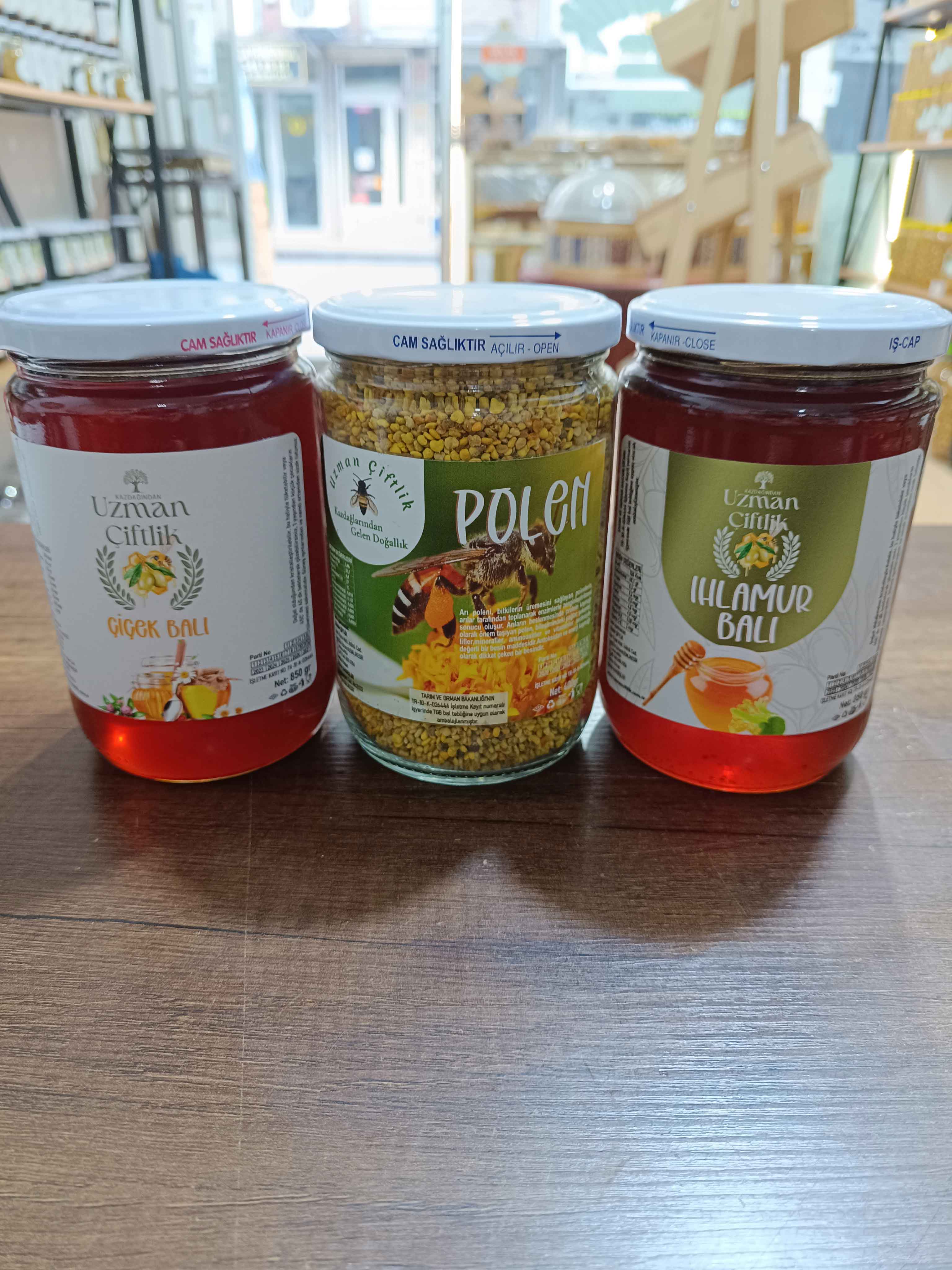 Çiçek Balı (850 gr) - Ihlamur Balı (850 gr) - Polen (400 gr)