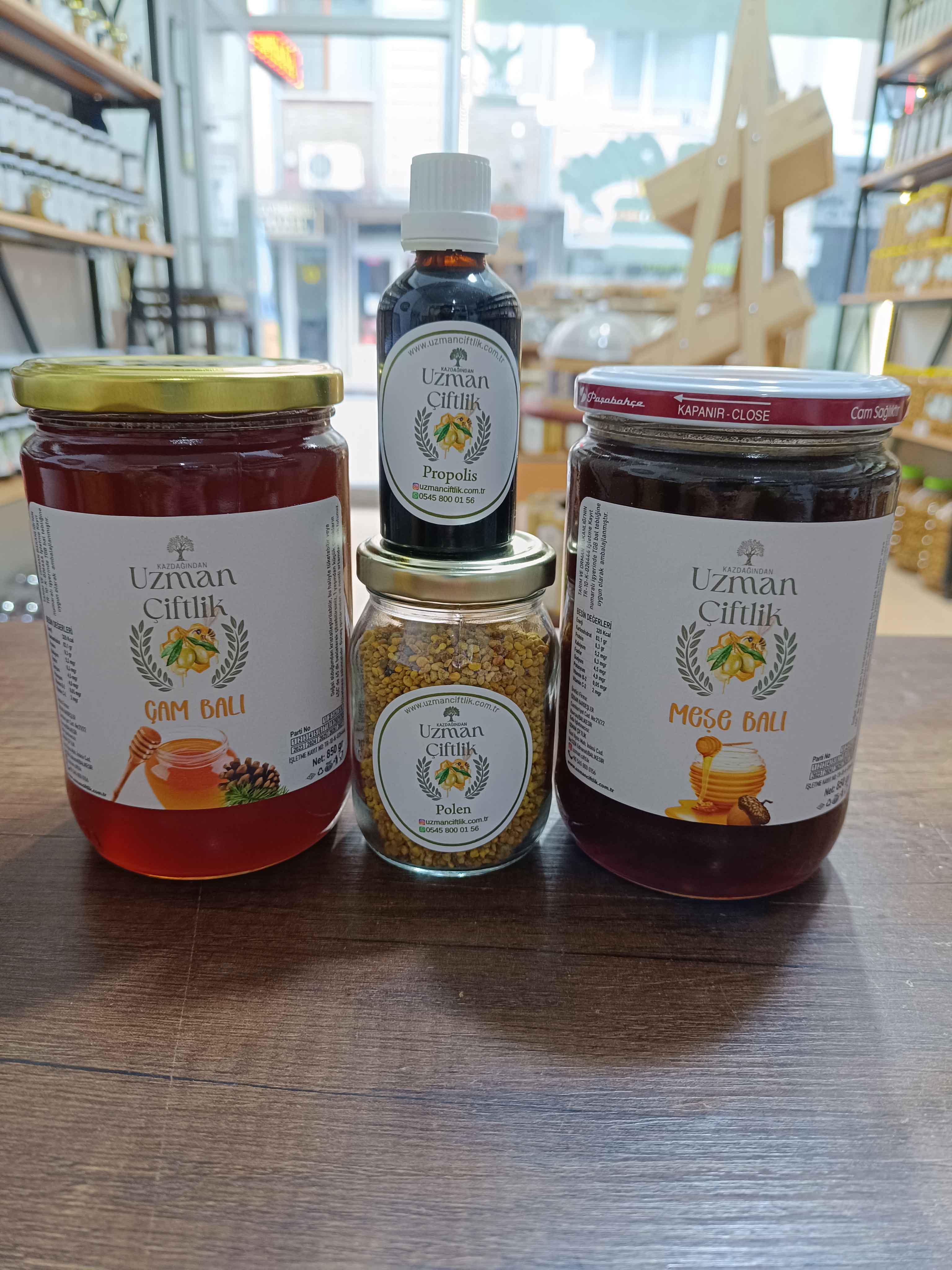 Çam Balı (850 gr) - Meşe Balı (850 gr) - Propolis (50 ml) - Polen (100 gr)